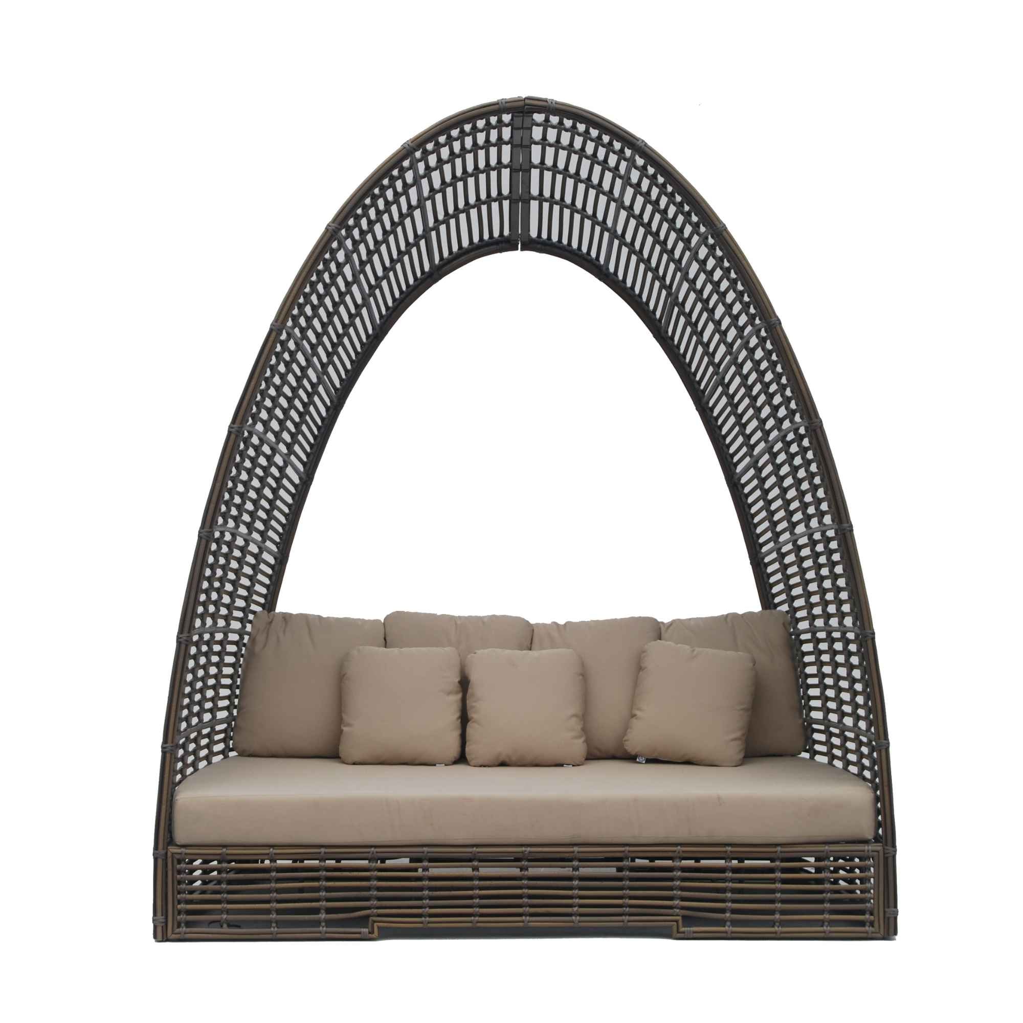 Ruby Daybed with Sunbrella Cushion