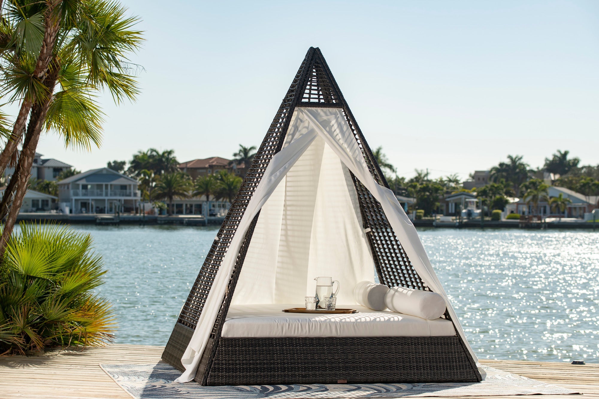 Panama Jack Helios Daybed