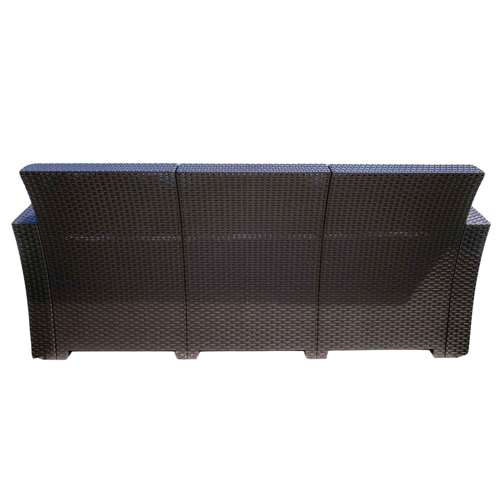 Plastique Sofa w/cushions
