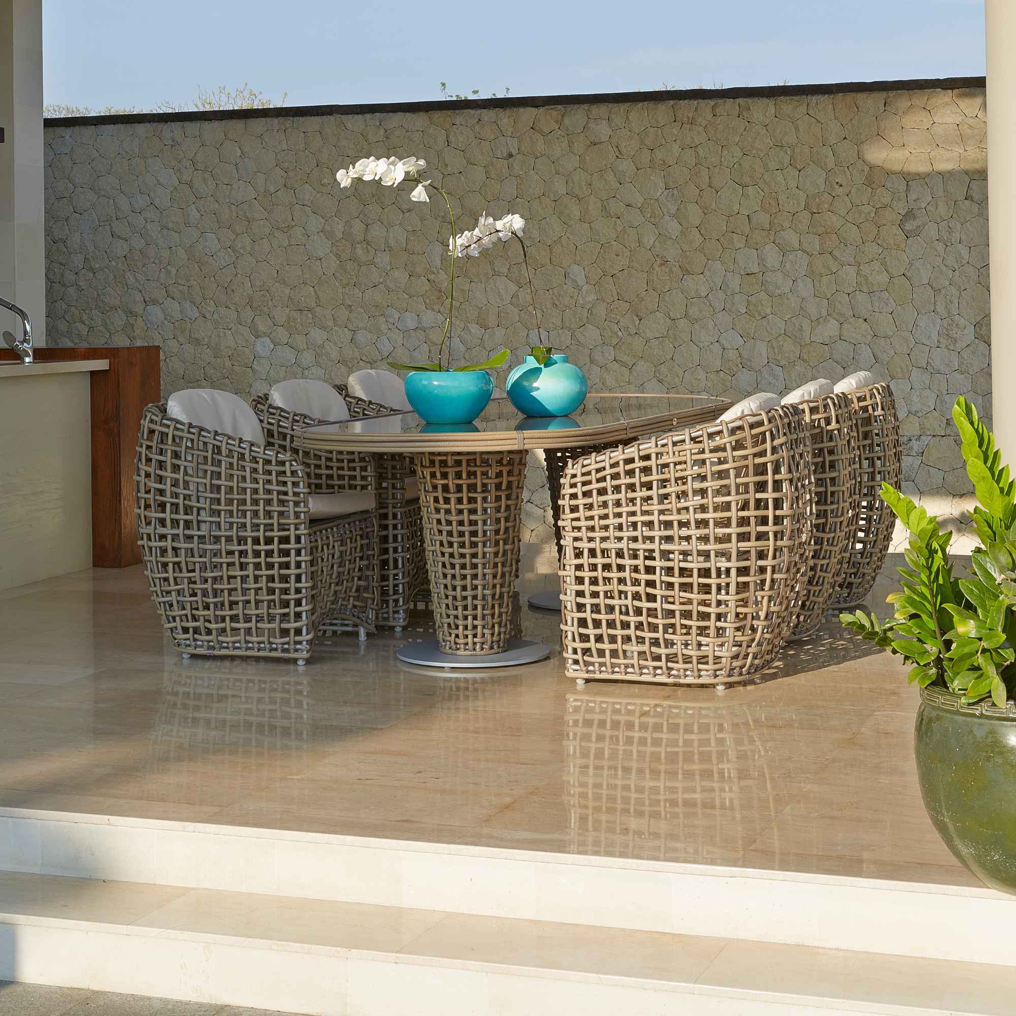Dynasty 7-Piece Dining Set with Sunbrella Cushion