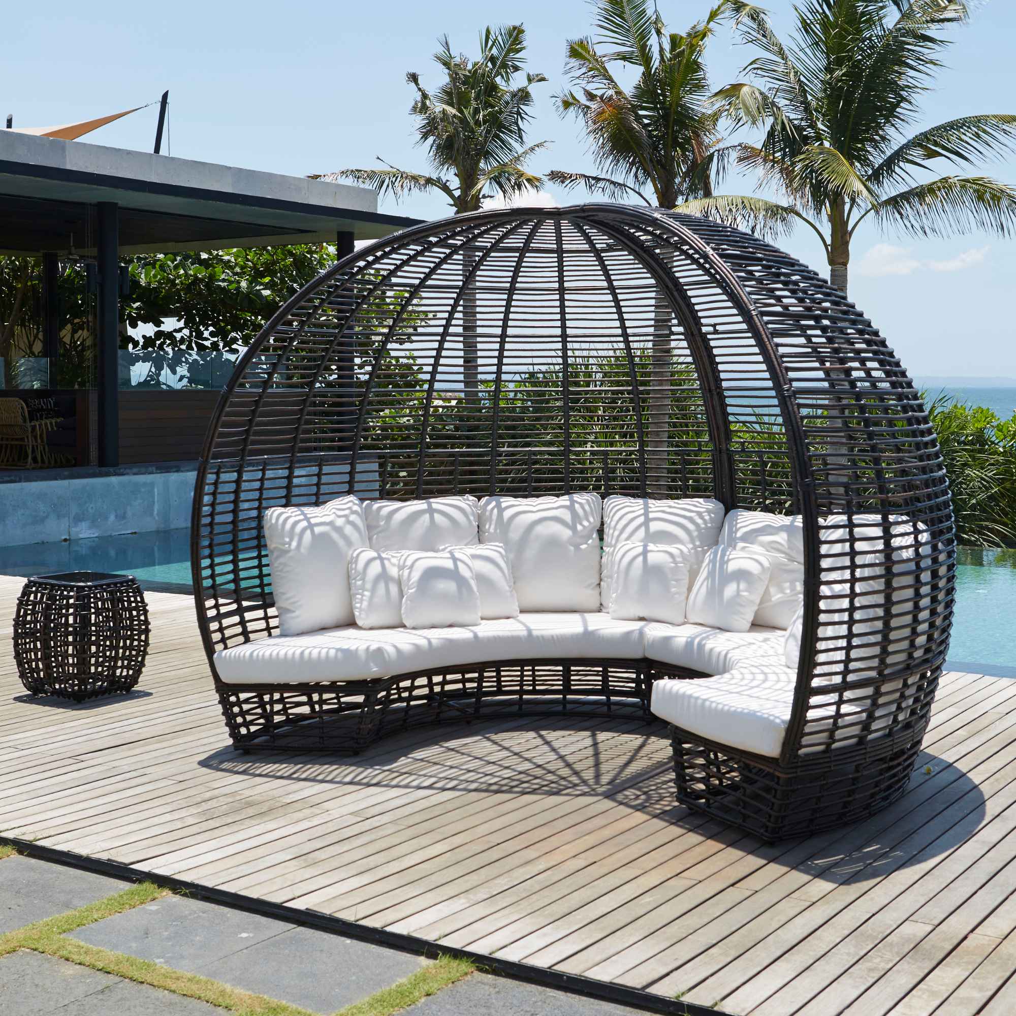 Nexus Daybed with Table and Sunbrella Cushions