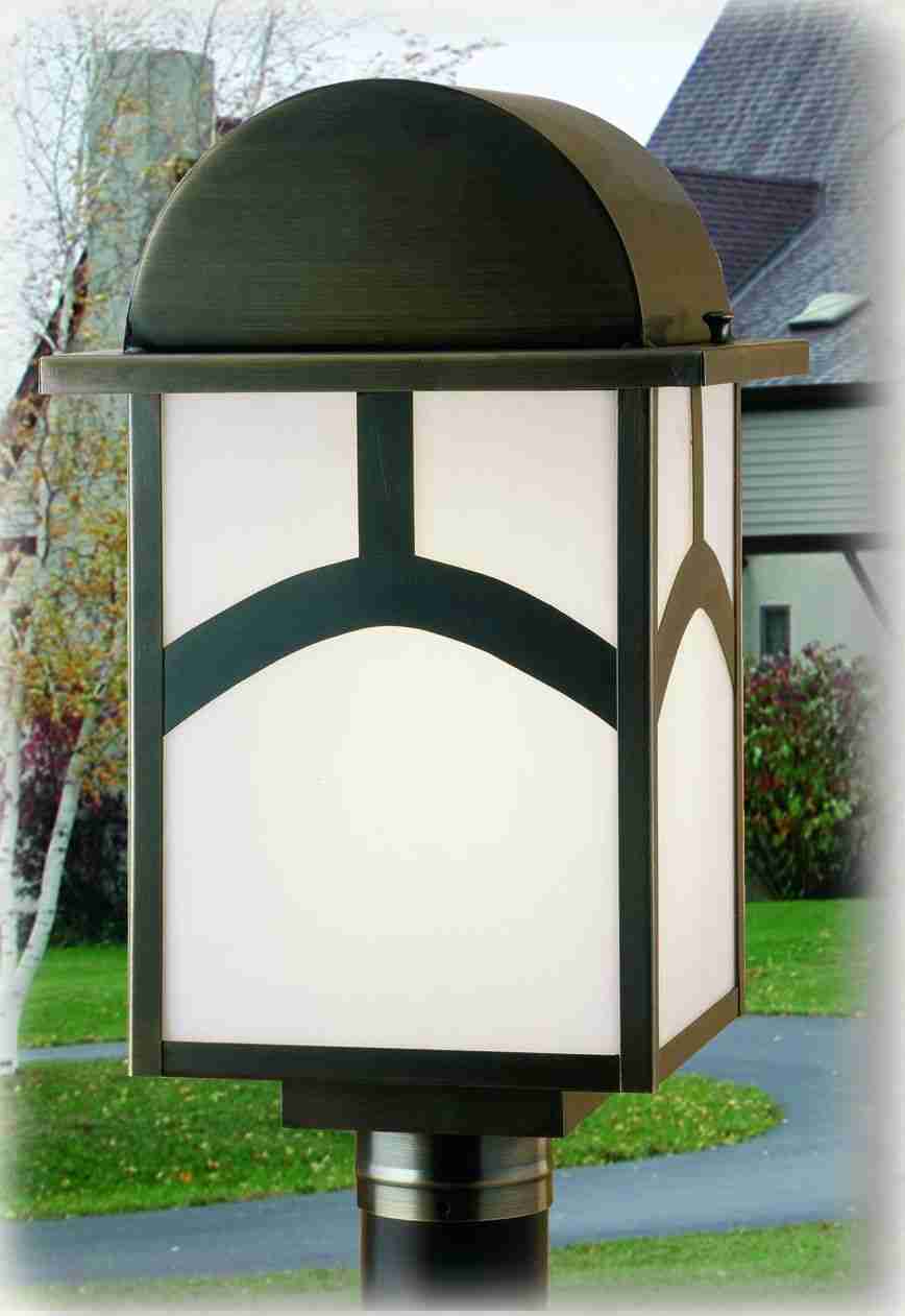 13"W Seneca Lighthouse Straight Arm Wall Sconce