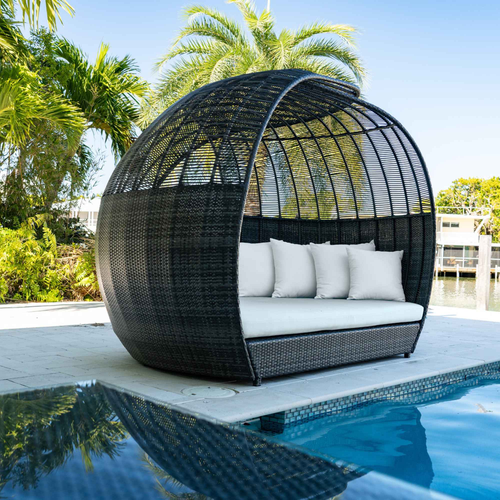 Panama Jack Banyan Daybed