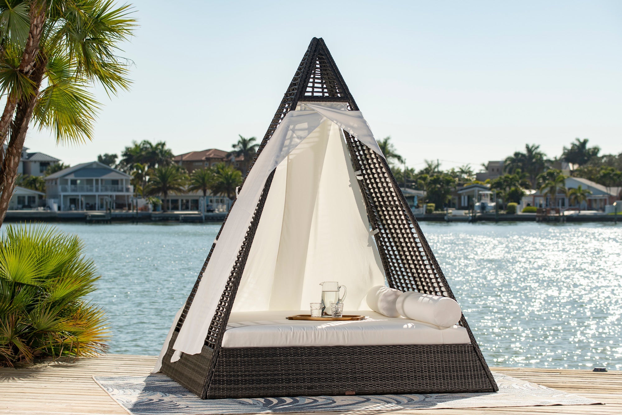Panama Jack Helios Daybed