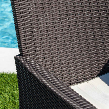 Nova Set of 2 Lounge Chairs W/Cushion